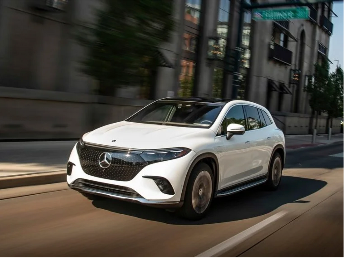 Mercedes-Benz X296 EQS-Class SUV